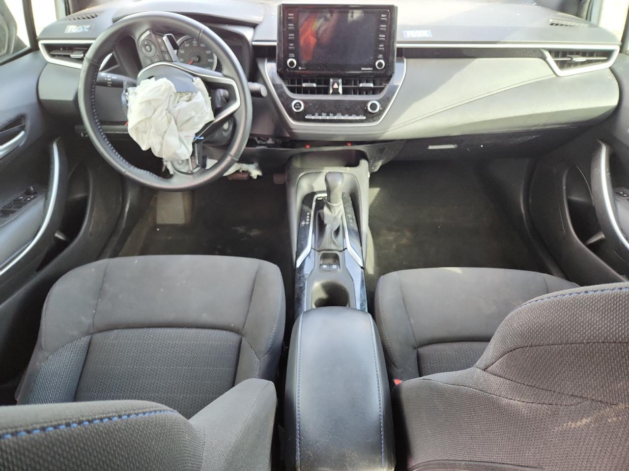 Toyota Corolla Se Image 7