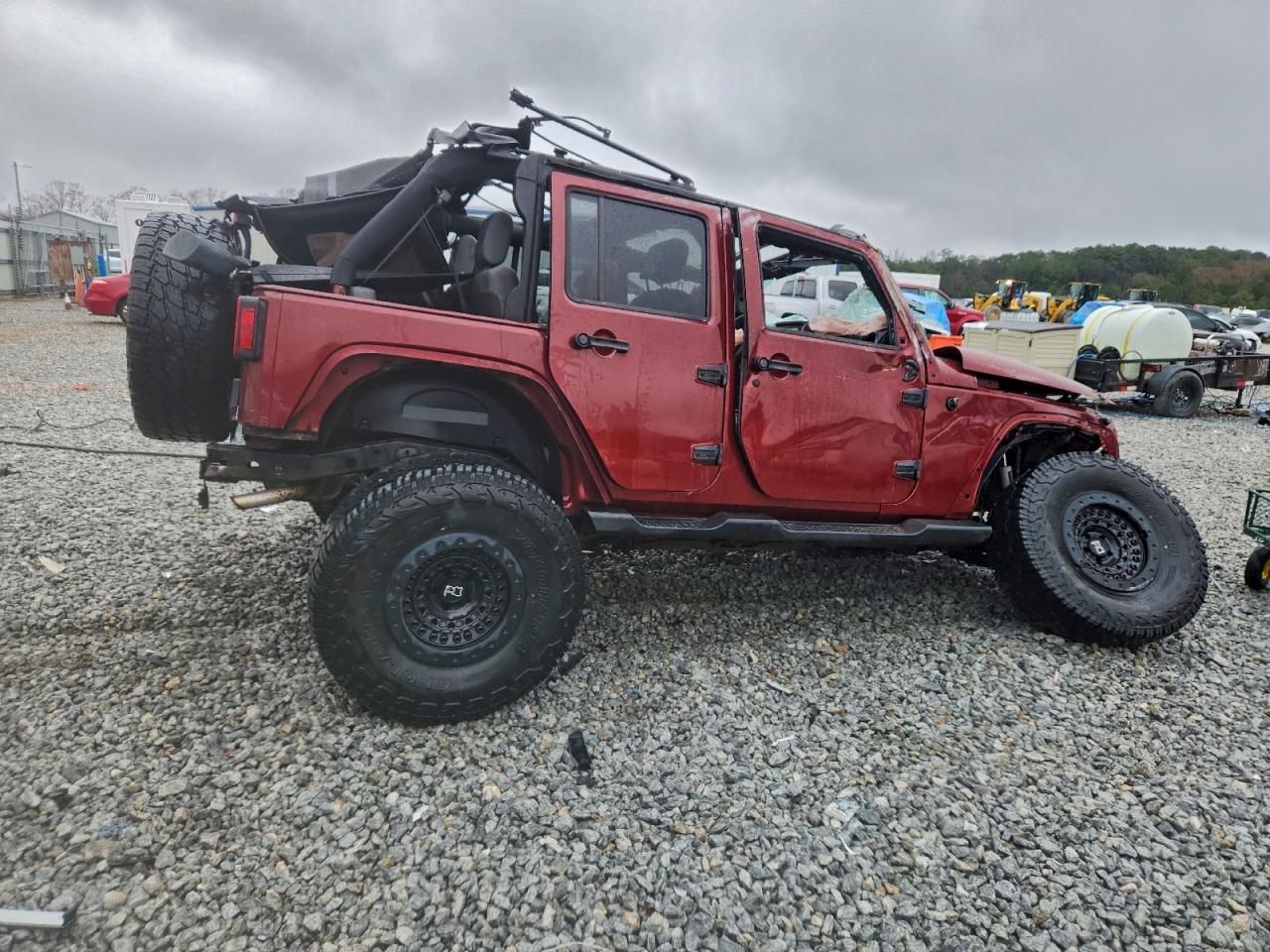 Jeep Wrangler Sahara Image 10