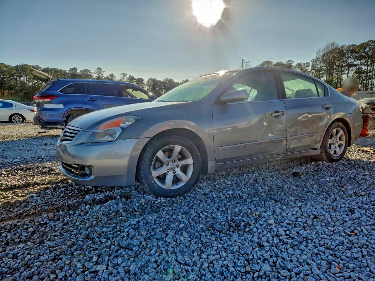 Nissan Altima 2.5 Image 1