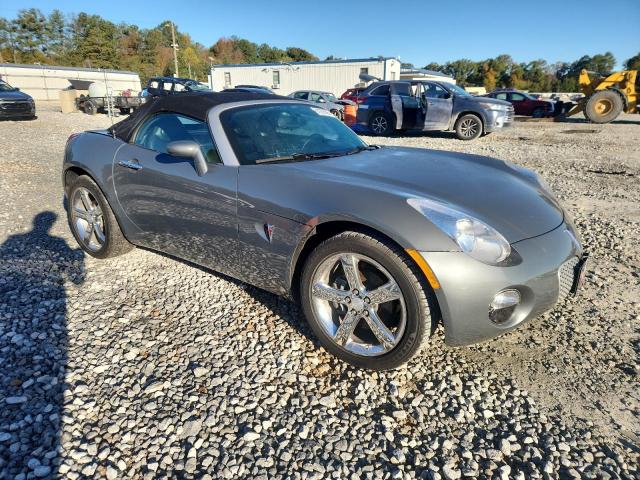 Pontiac Solstice Image 7