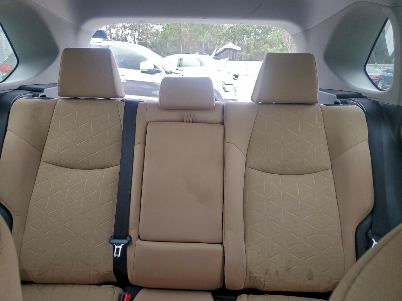 Toyota RAV4 Xle Image 9