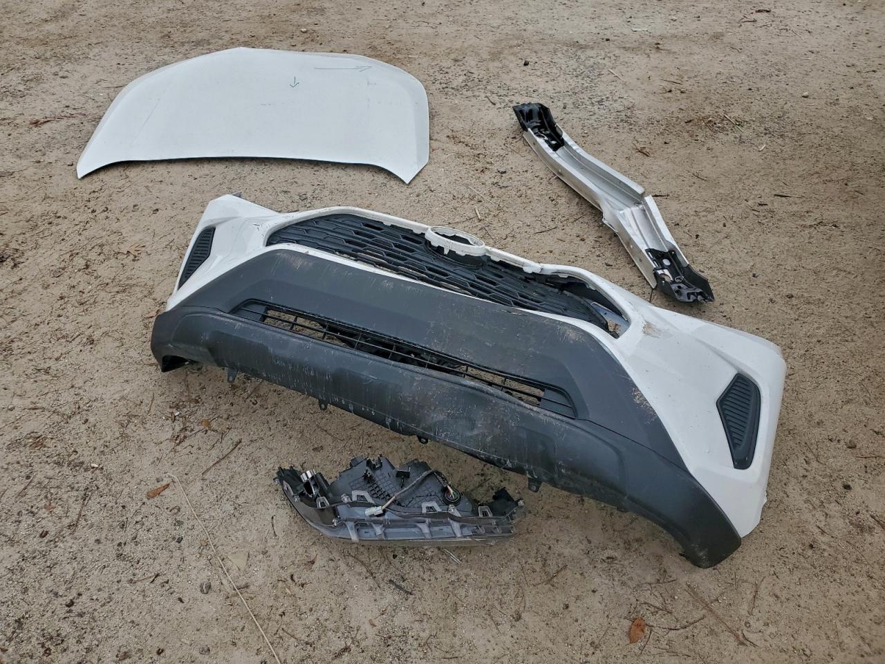 Toyota RAV4 Xle Image 7