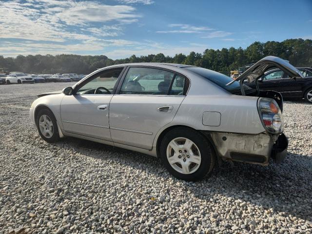 Nissan Altima Base Image 12