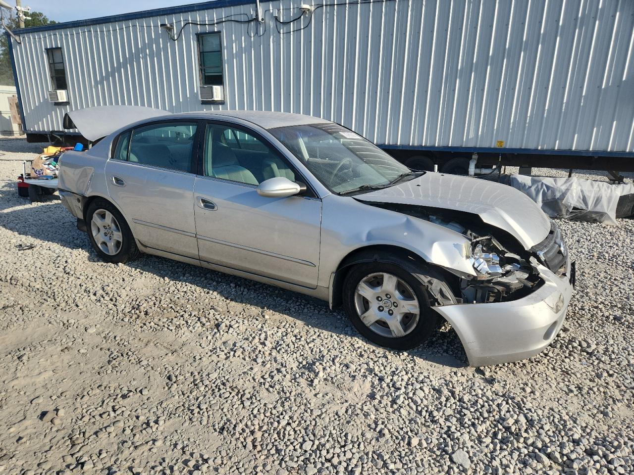 Nissan Altima Base Image 5