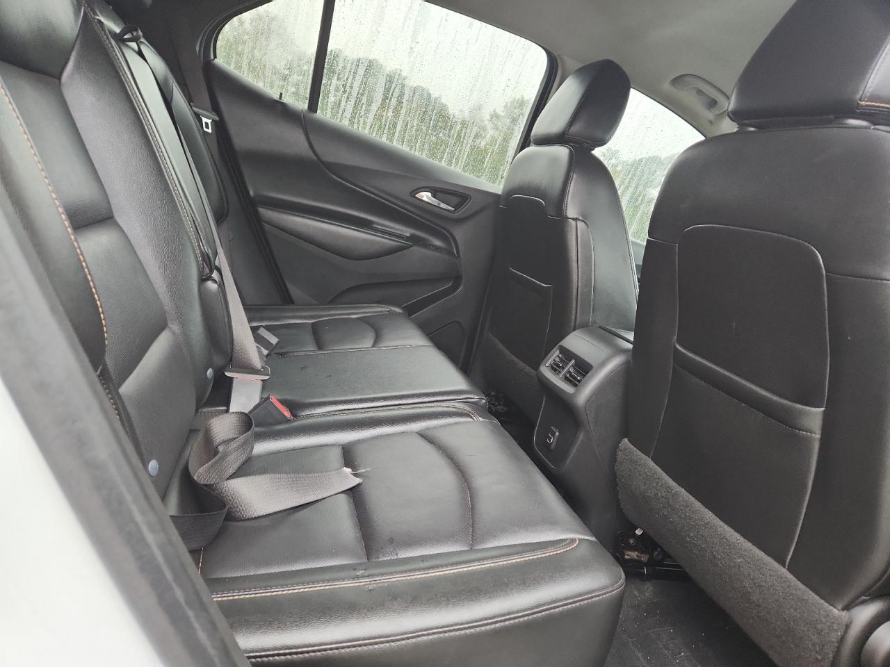 Chevrolet Equinox Lt Image 2