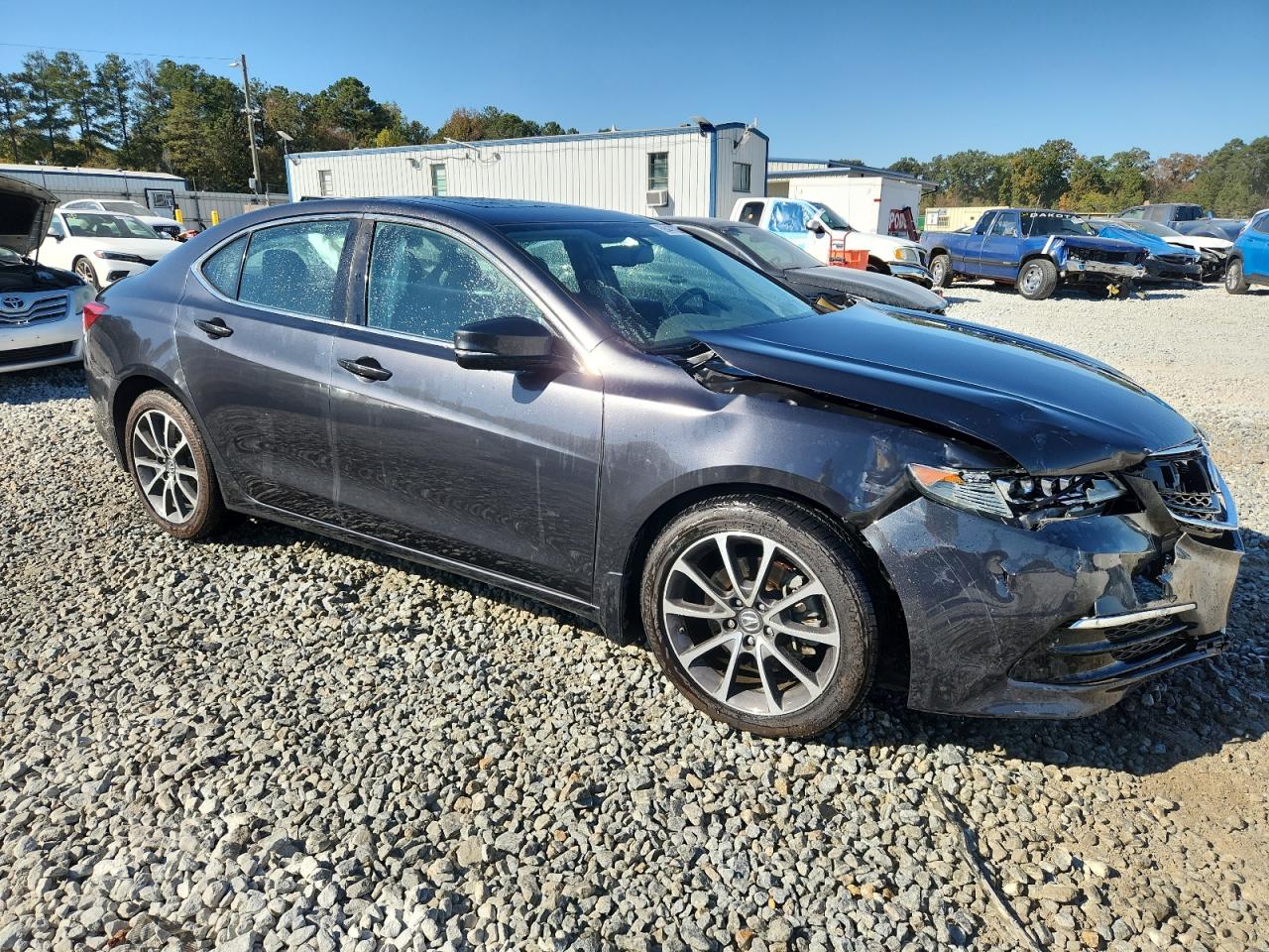 Acura TLX Image 4