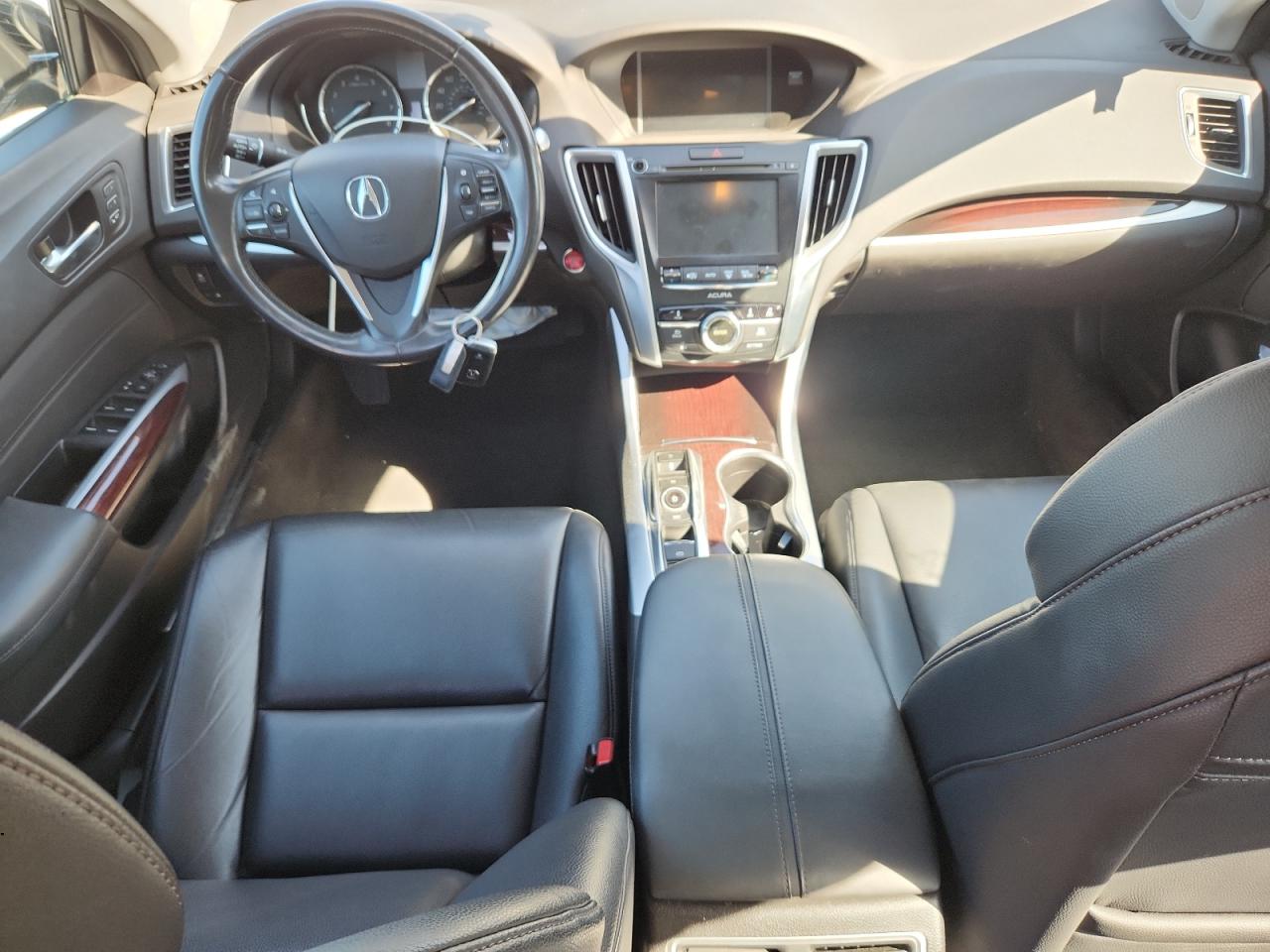 Acura TLX Image 11