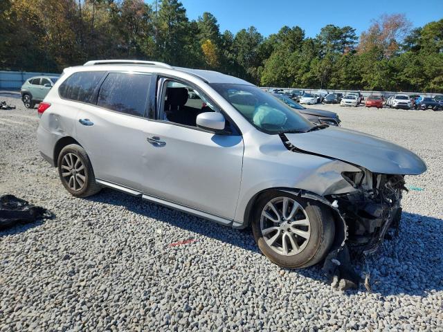 Nissan Pathfinder S Image 2