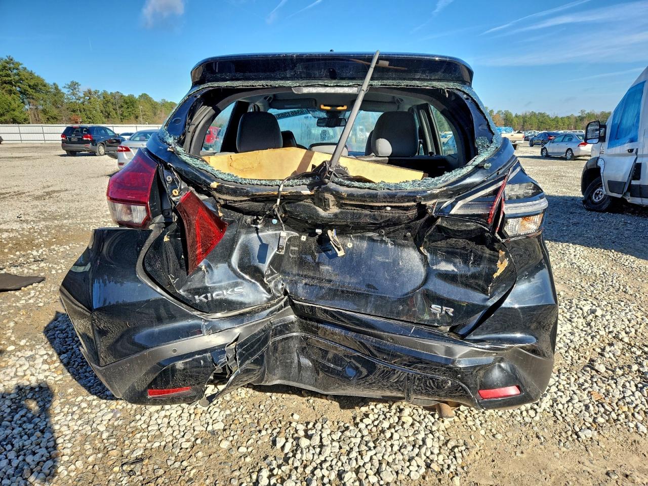 Nissan Kicks Sr Image 9