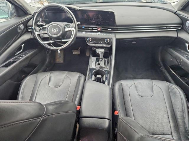 Hyundai ELANTRA Limited Image 6