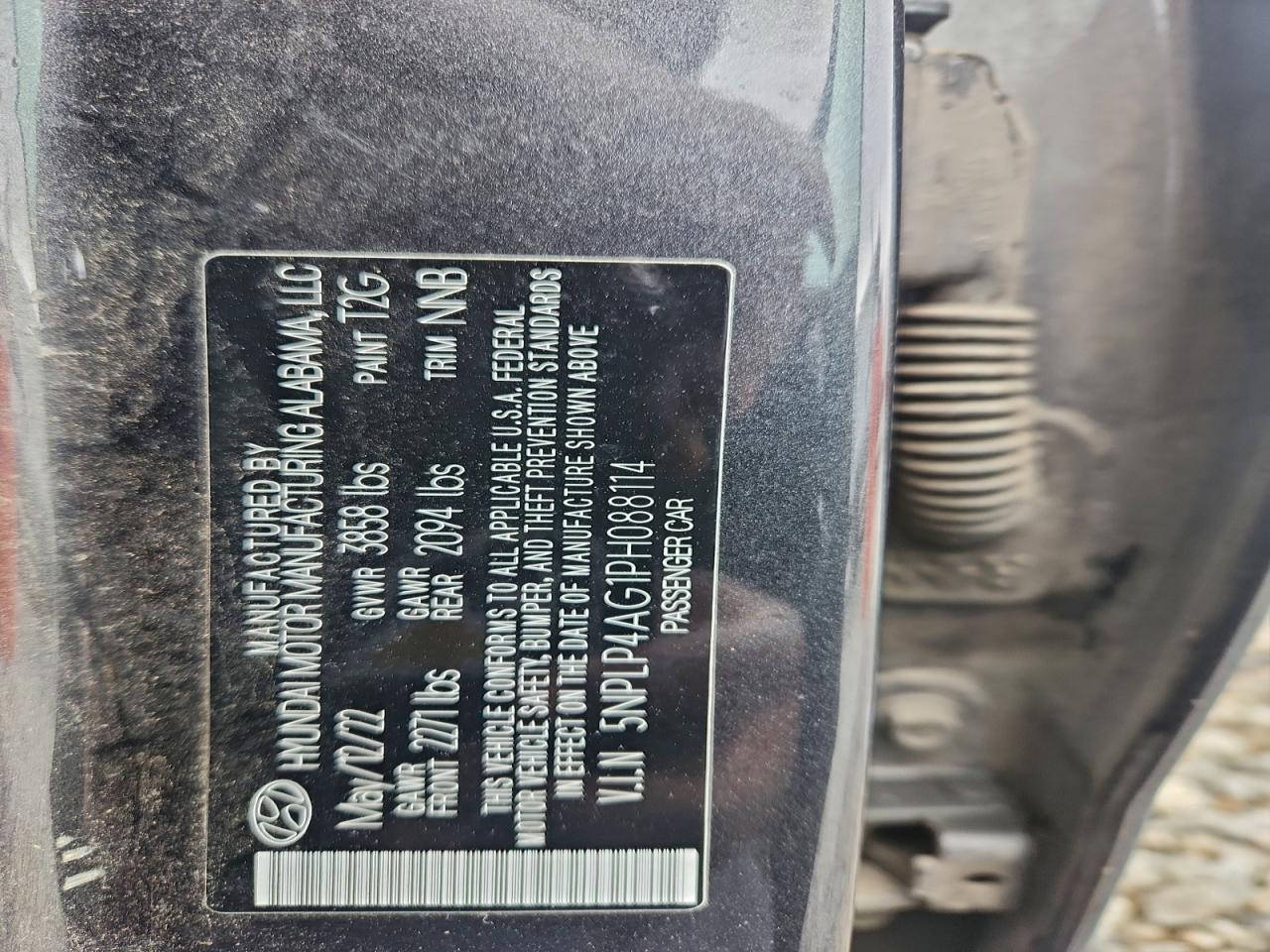 Hyundai ELANTRA Limited Image 10