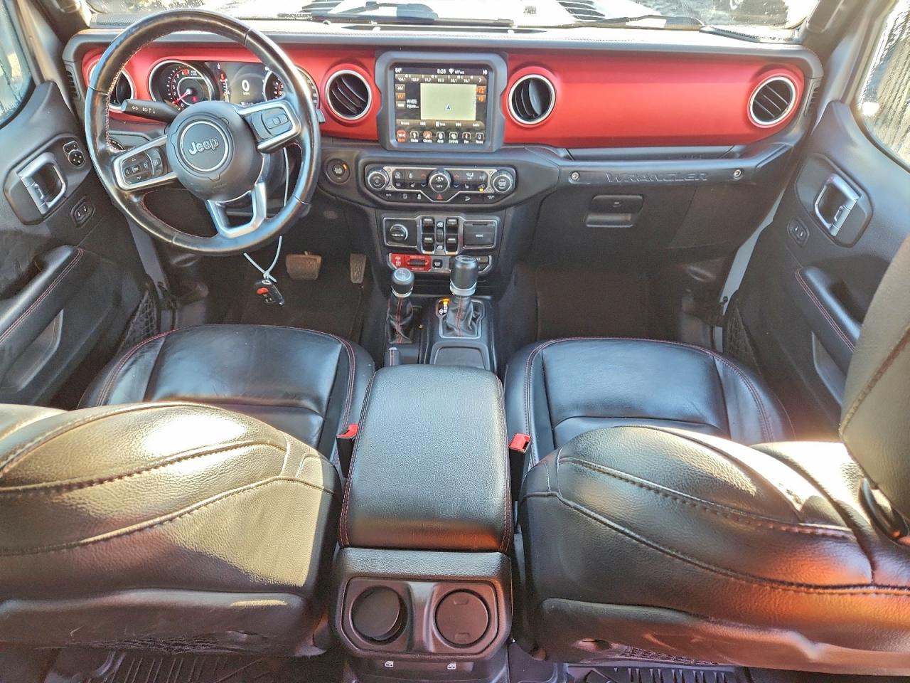 Jeep Wrangler Rubicon Image 12