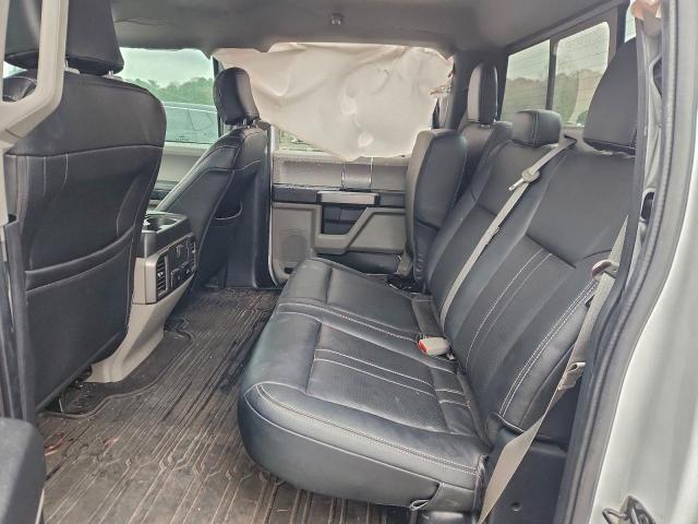 Ford F-150 Supercrew Image 10