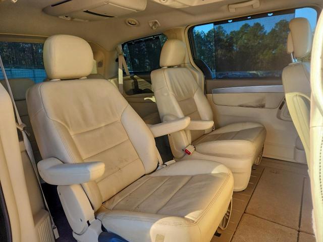 Volkswagen Routan Sel Image 10