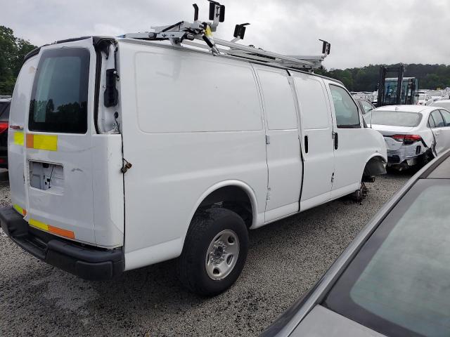 Chevrolet Express Image 2