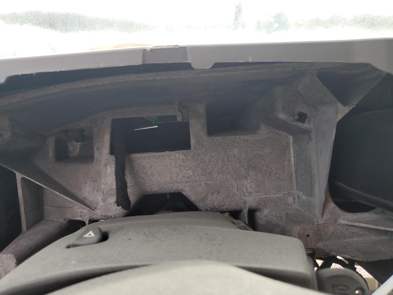 Chevrolet Express Image 9