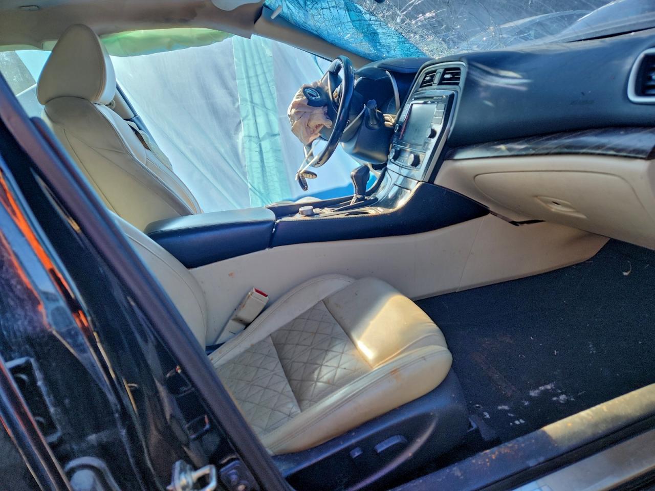 Nissan Maxima 3.5s Image 6