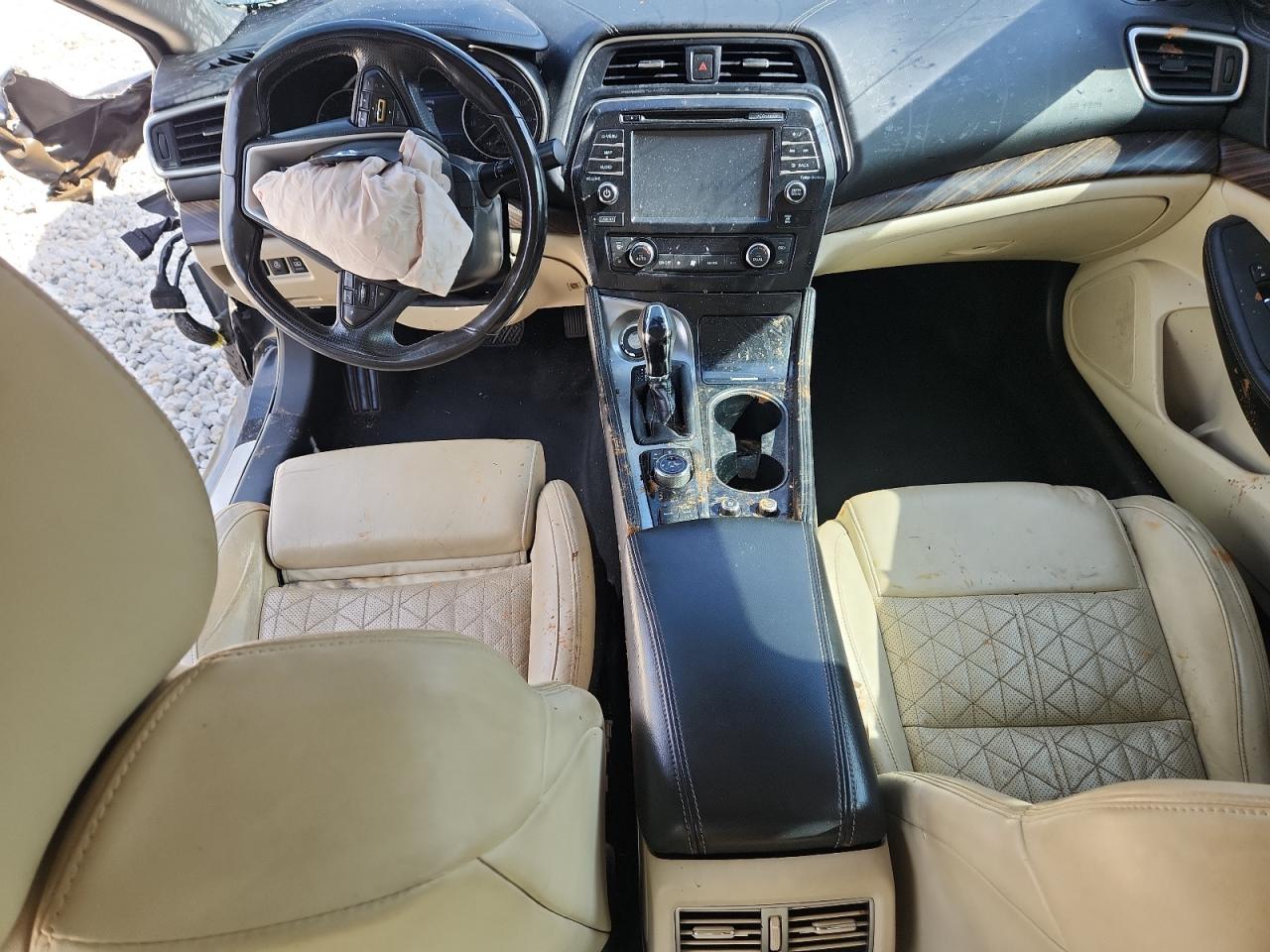 Nissan Maxima 3.5s Image 12