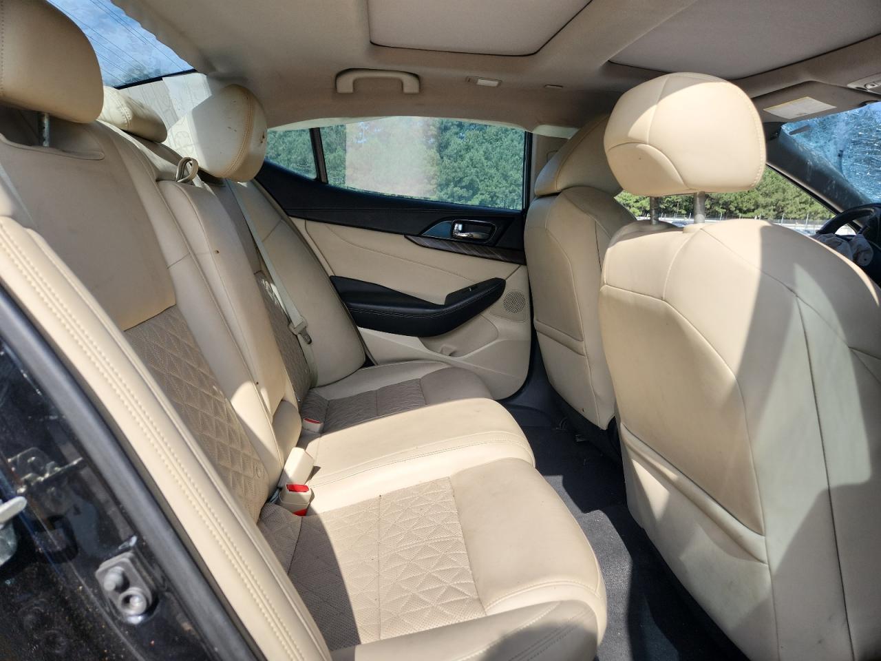 Nissan Maxima 3.5s Image 9