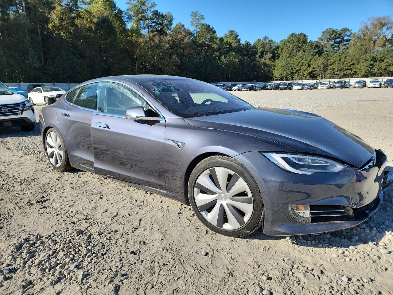 Tesla Model S Image 9