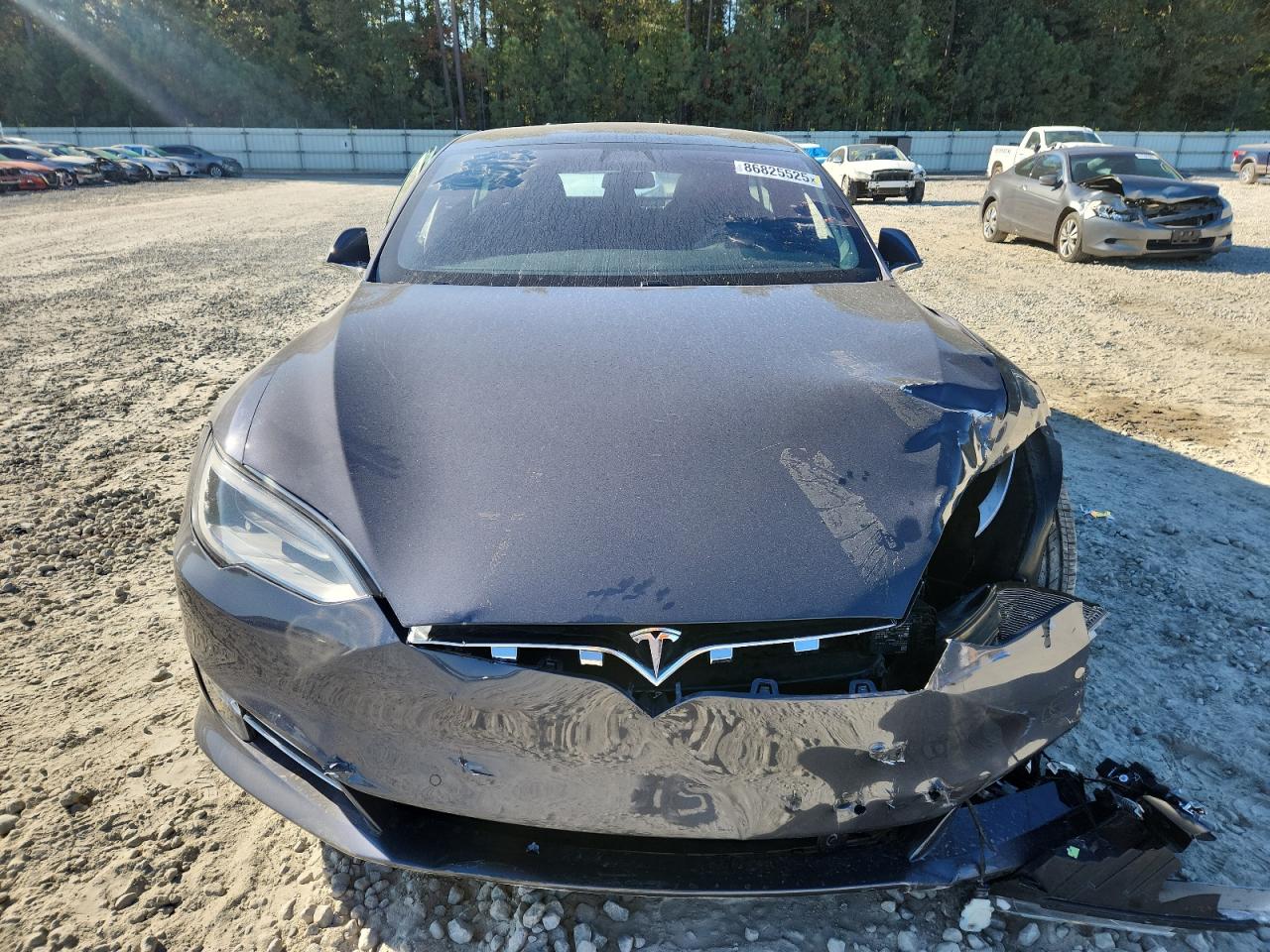 Tesla Model S Image 11