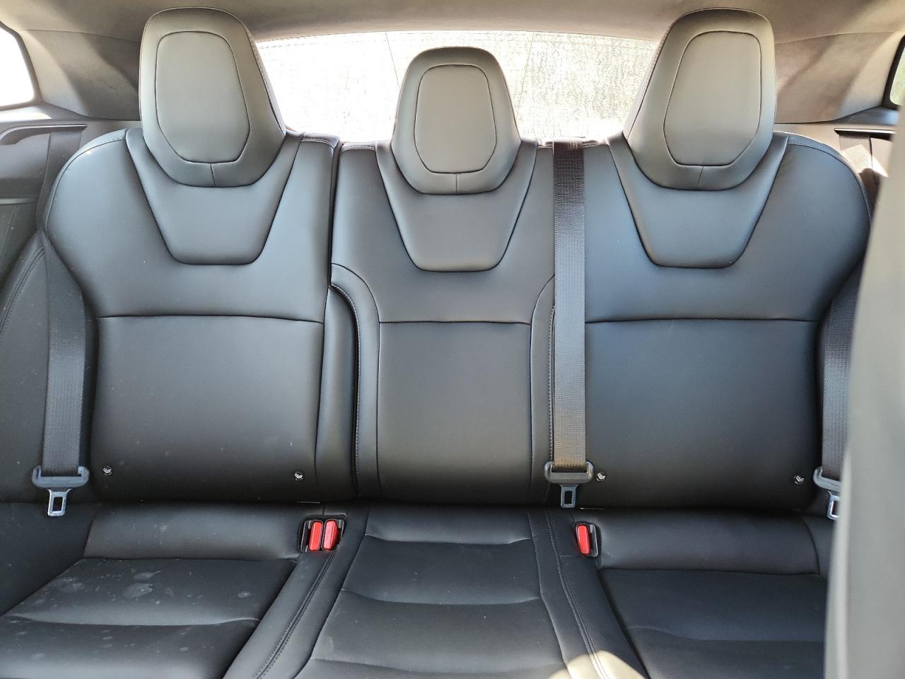 Tesla Model S Image 5