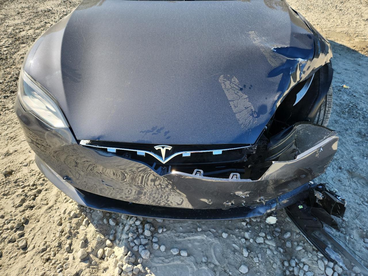 Tesla Model S Image 7