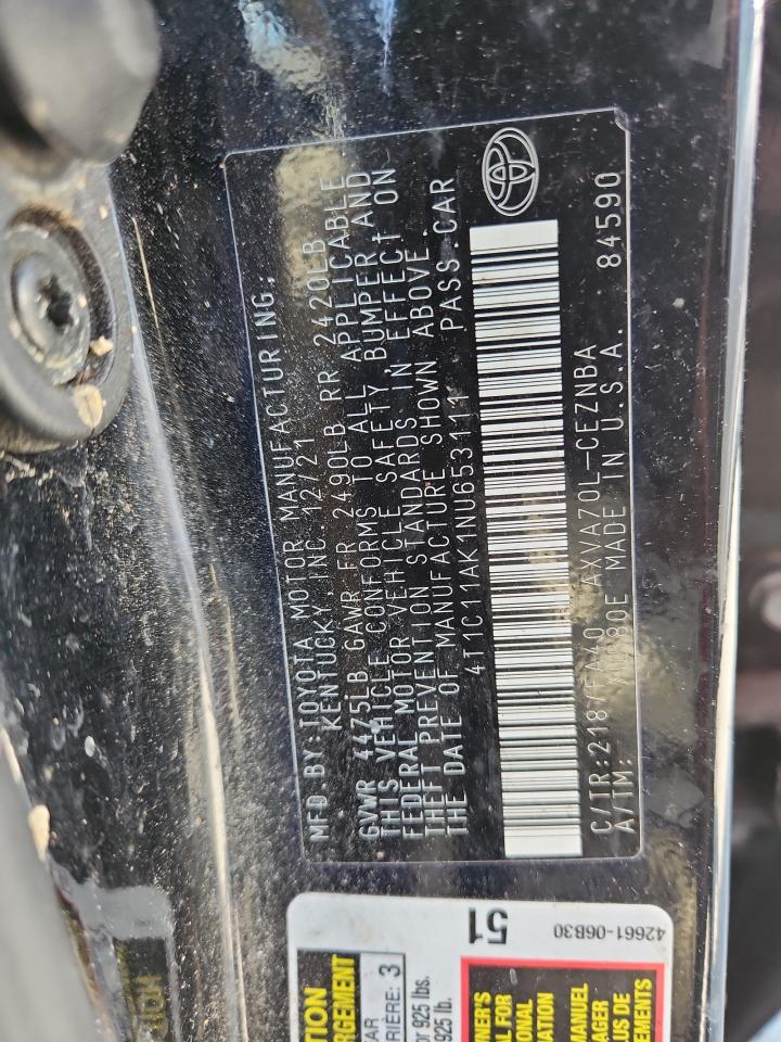 Toyota Camry Le Image 8