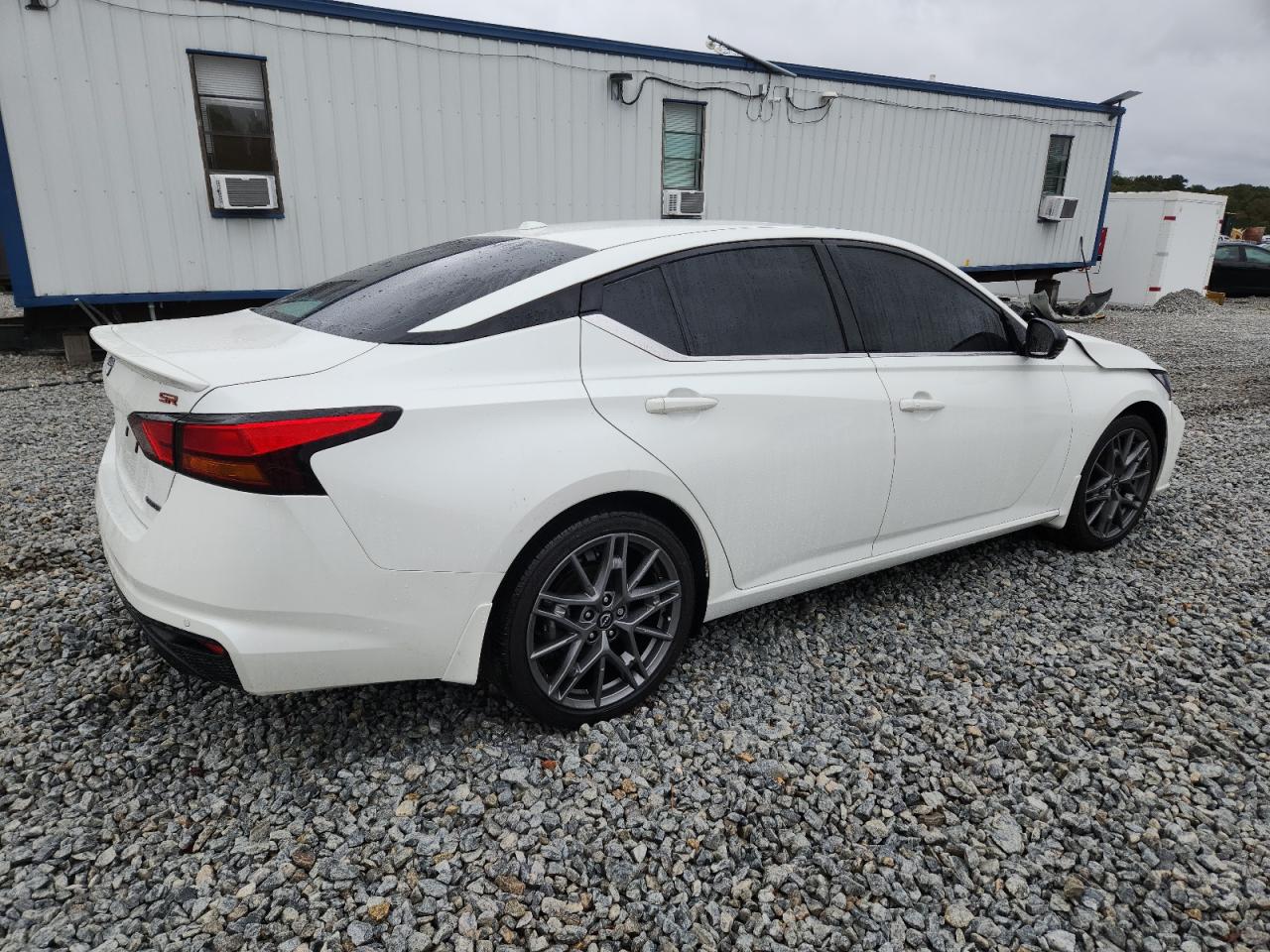 Nissan Altima Sr Image 2