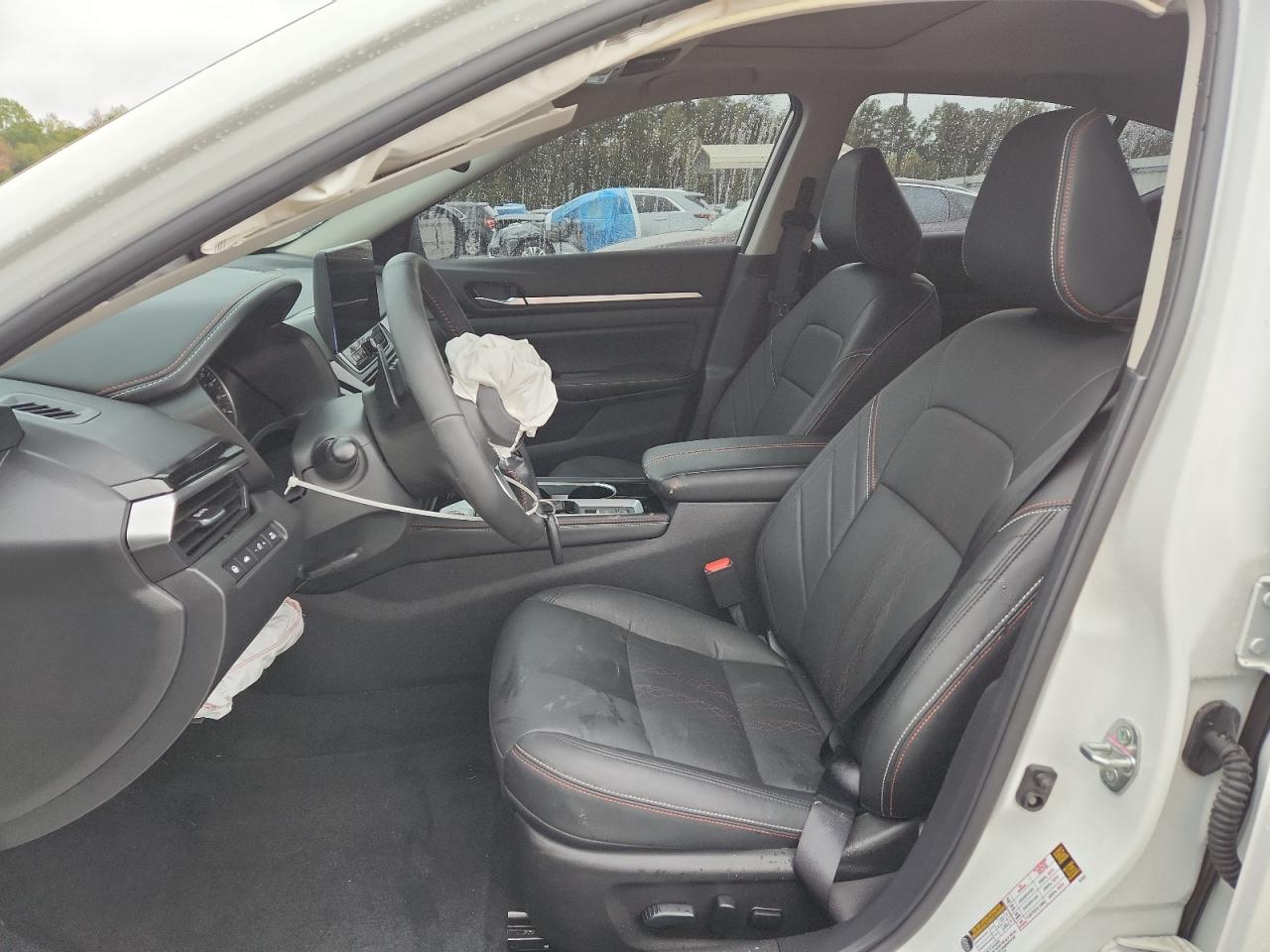 Nissan Altima Sr Image 12