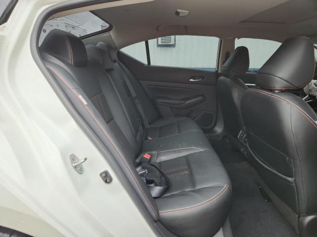 Nissan Altima Sr Image 8