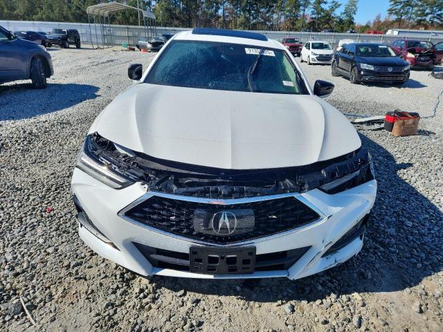 Acura TLX Image 3