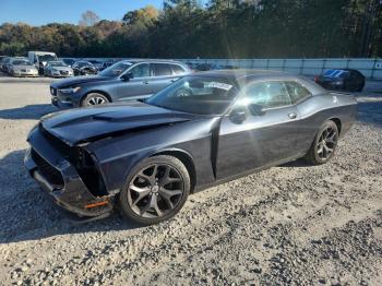  Salvage Dodge Challenger