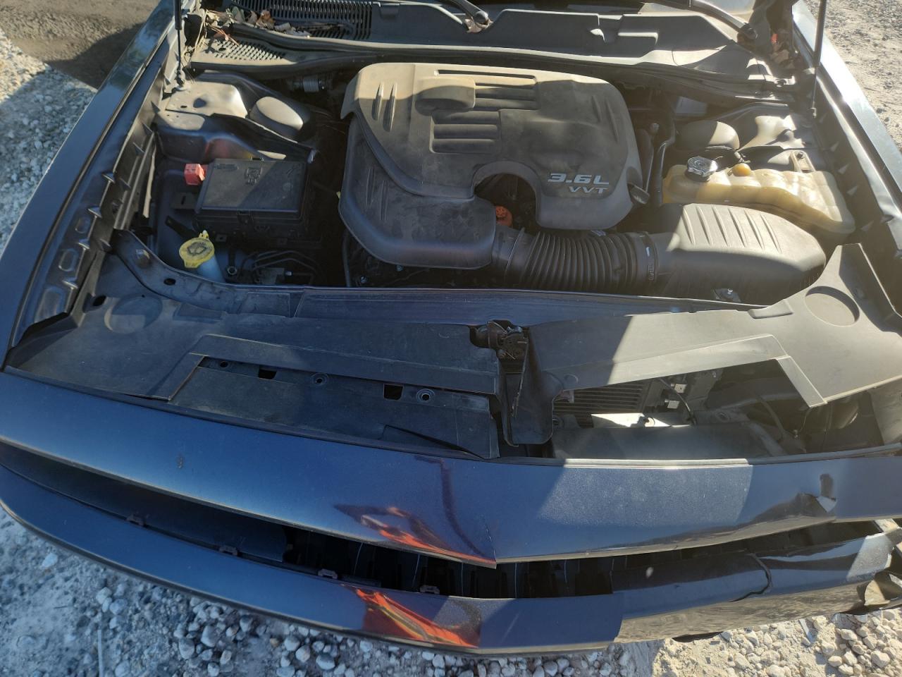 Dodge Challenger Sxt Image 12