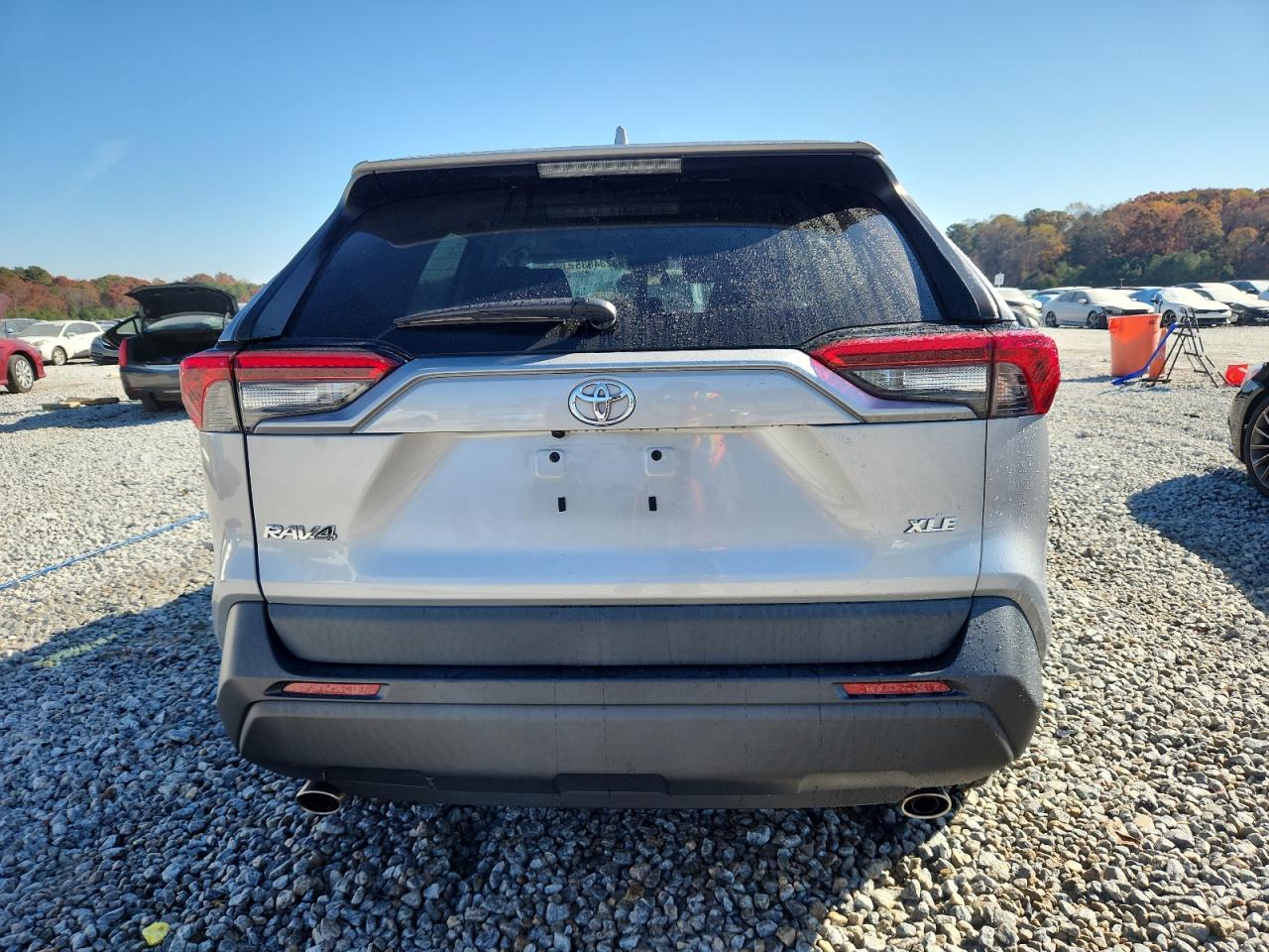 Toyota RAV4 Xle Image 5