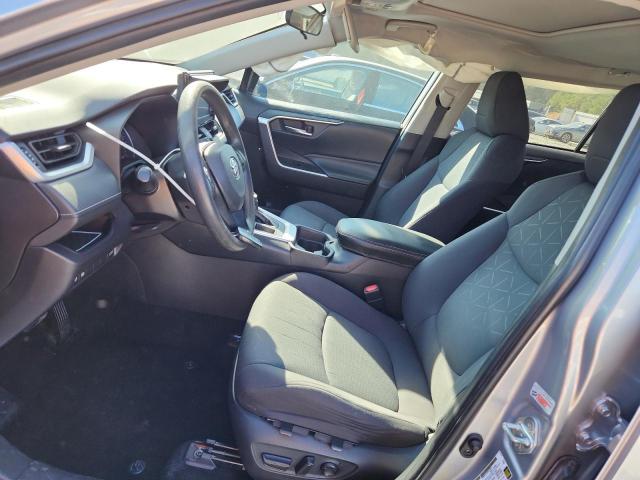 Toyota RAV4 Xle Image 12