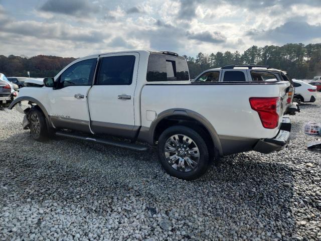 Nissan Titan Platinum Reserve Image 9