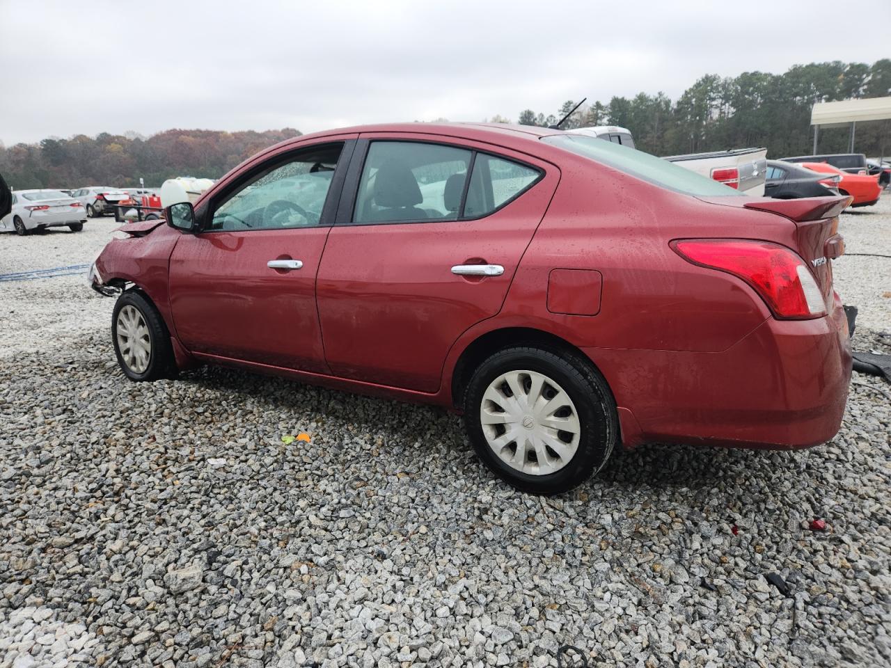 Nissan Versa S Image 4