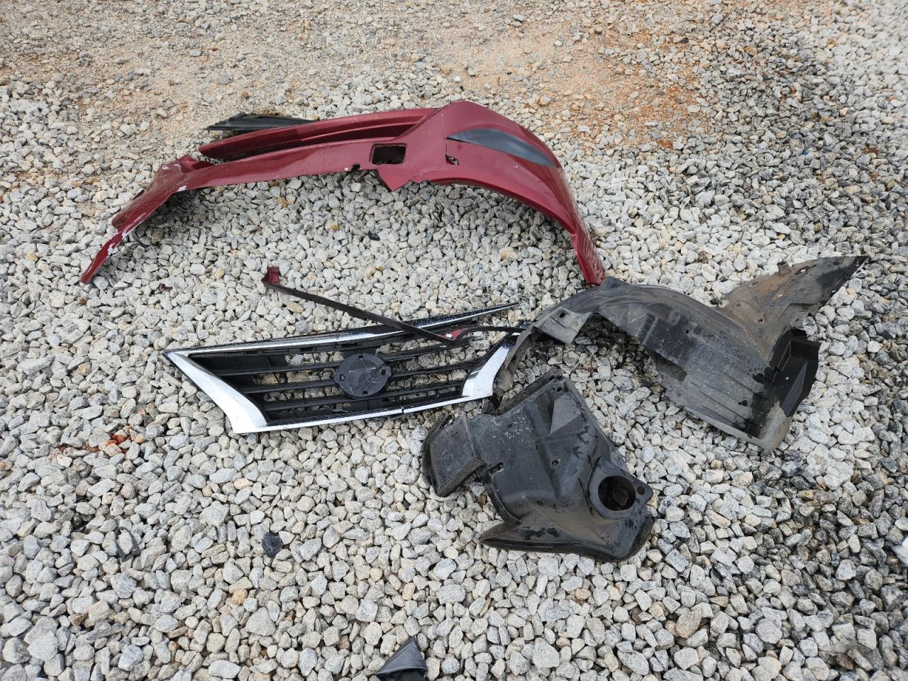 Nissan Versa S Image 11