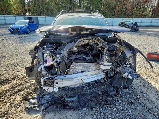 Toyota RAV4 Xle Premium Image 2