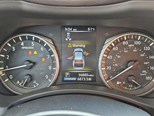 INFINITI Q50 Luxe Image 8