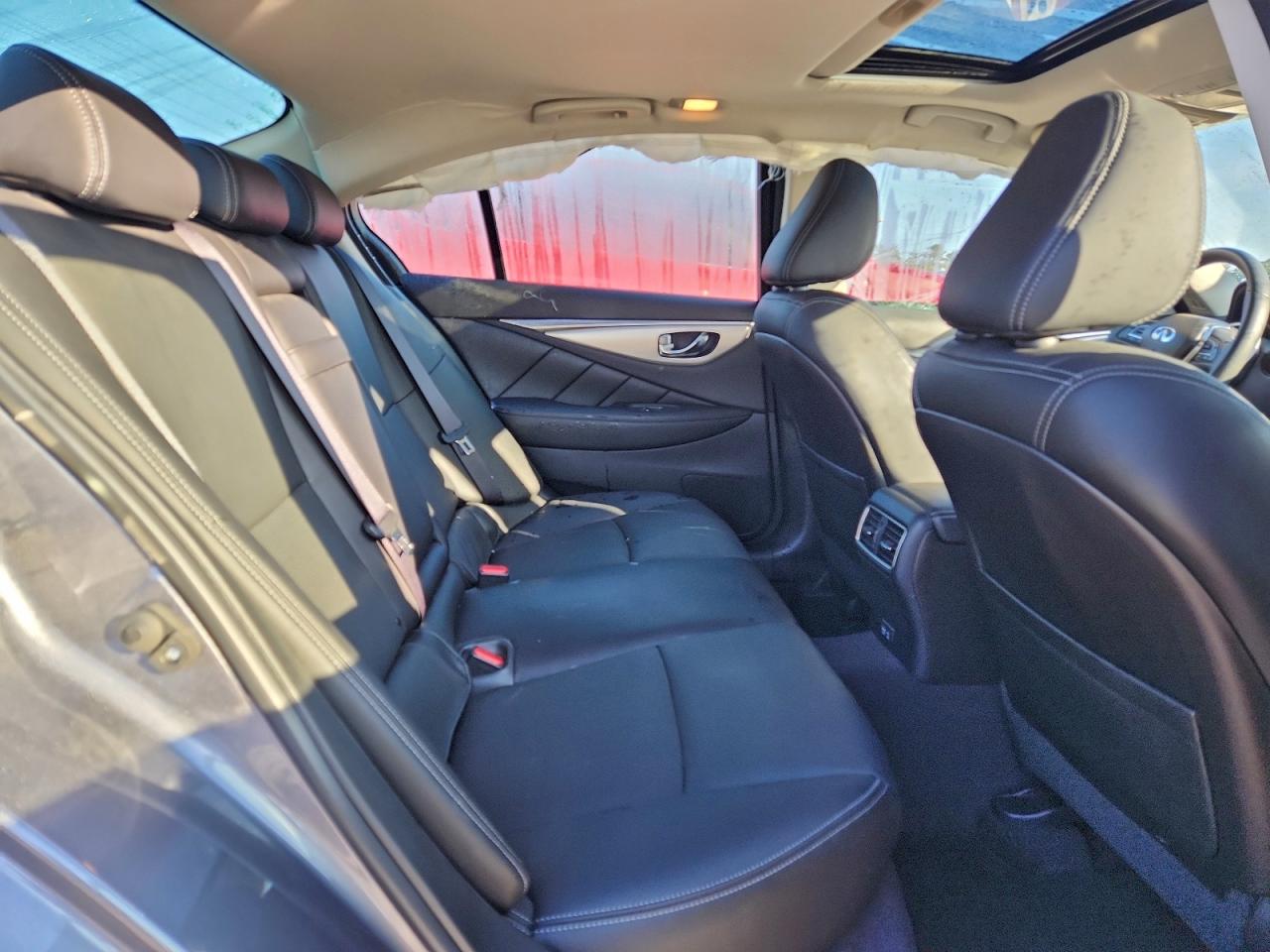 INFINITI Q50 Luxe Image 9