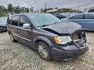 Chrysler Minivan Touring L Image 13