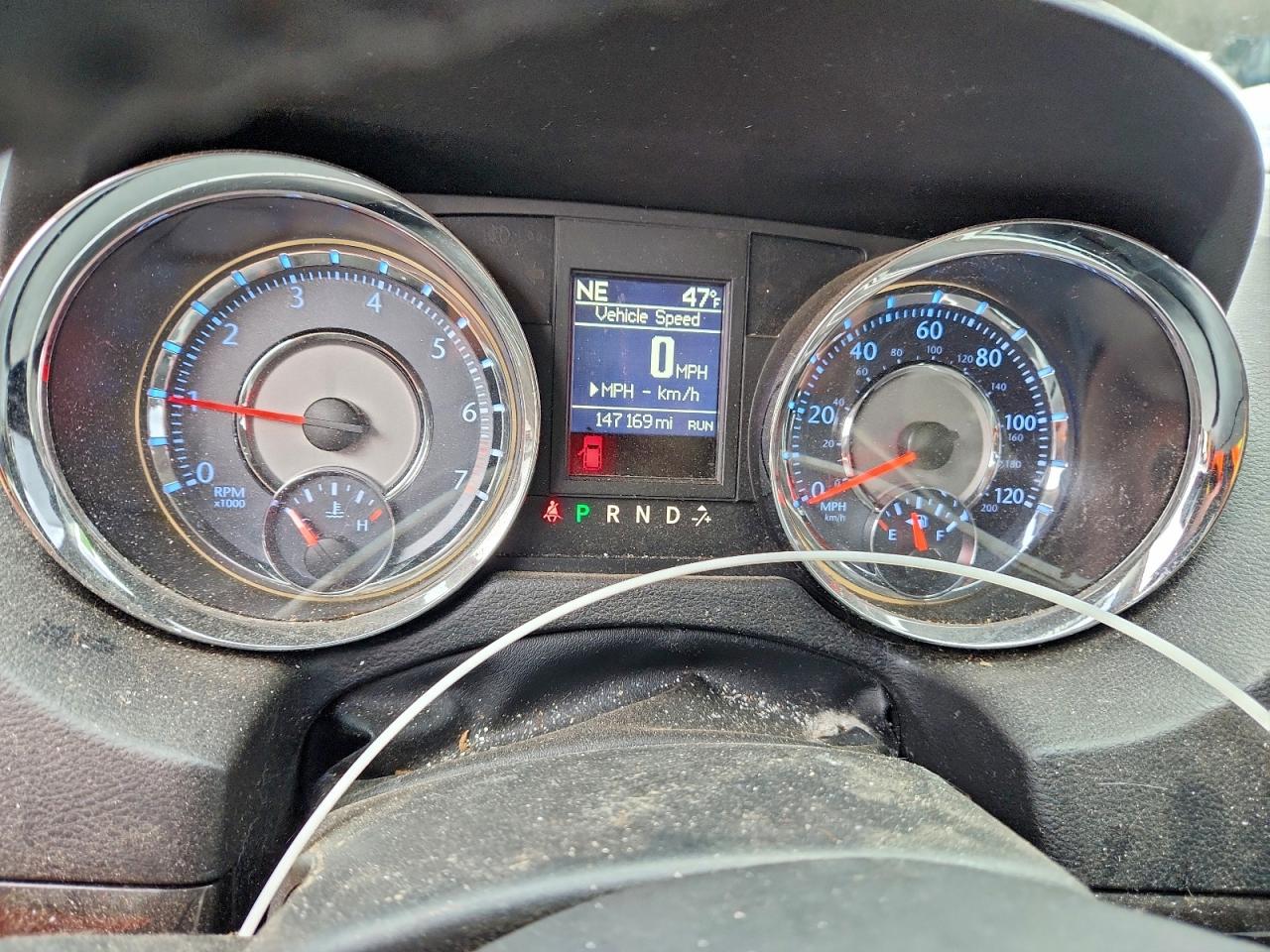 Chrysler Minivan Touring L Image 11