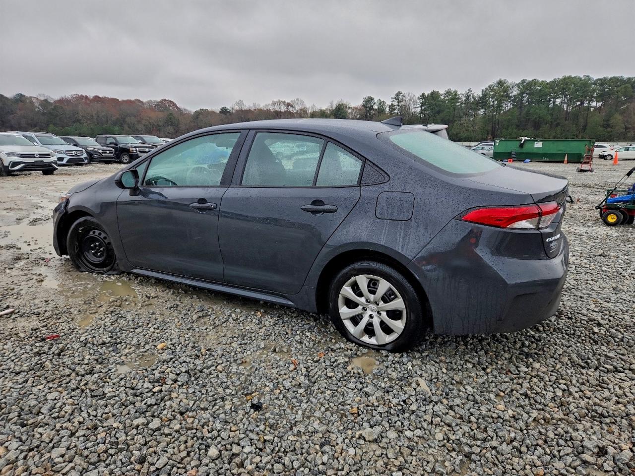 Toyota Corolla Le Image 2