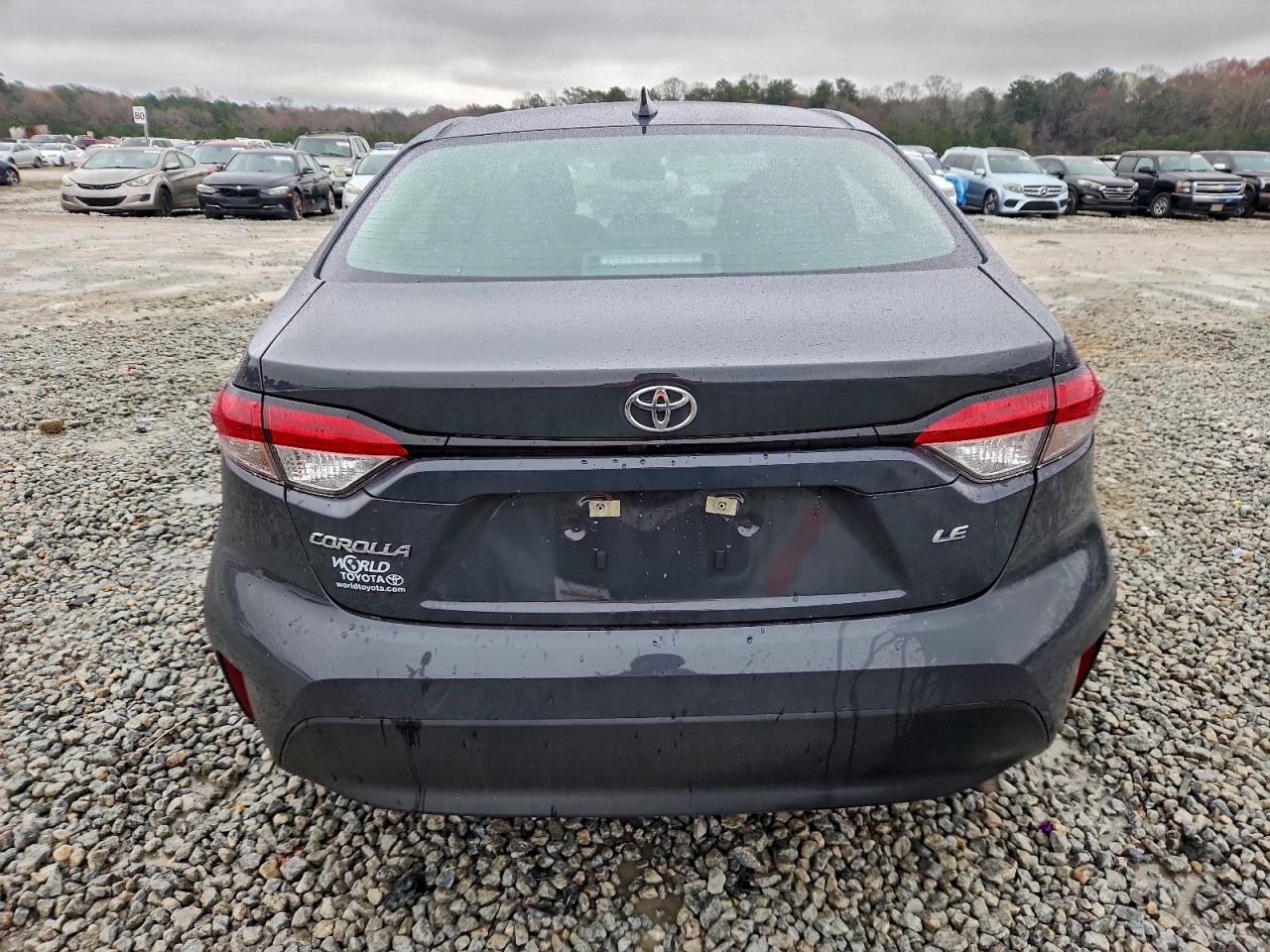 Toyota Corolla Le Image 3