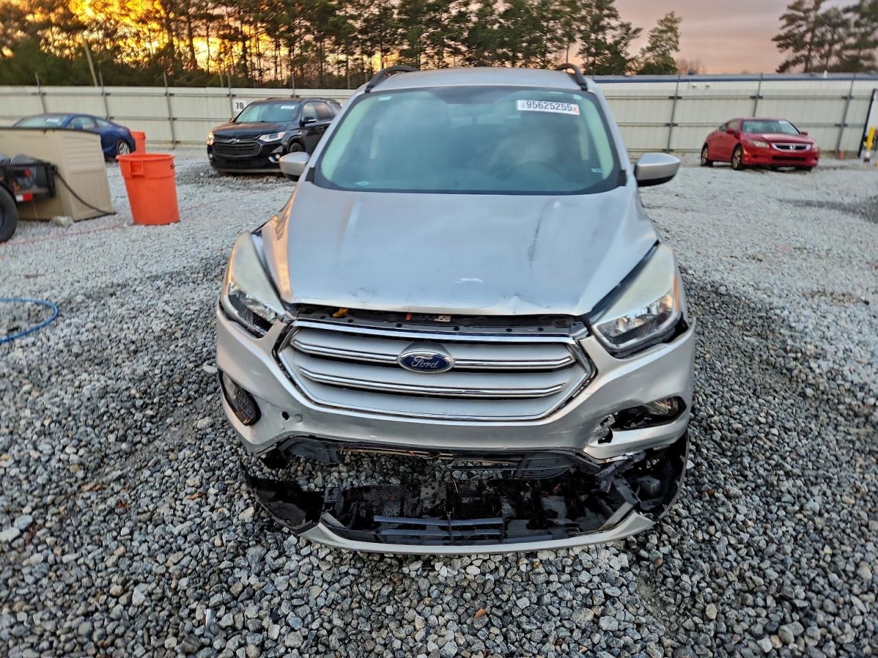 Ford Escape Se Image 5