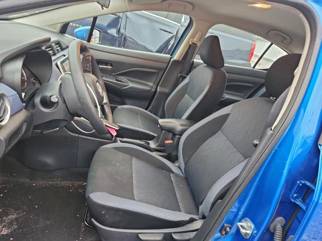 Nissan Versa Sv Image 11