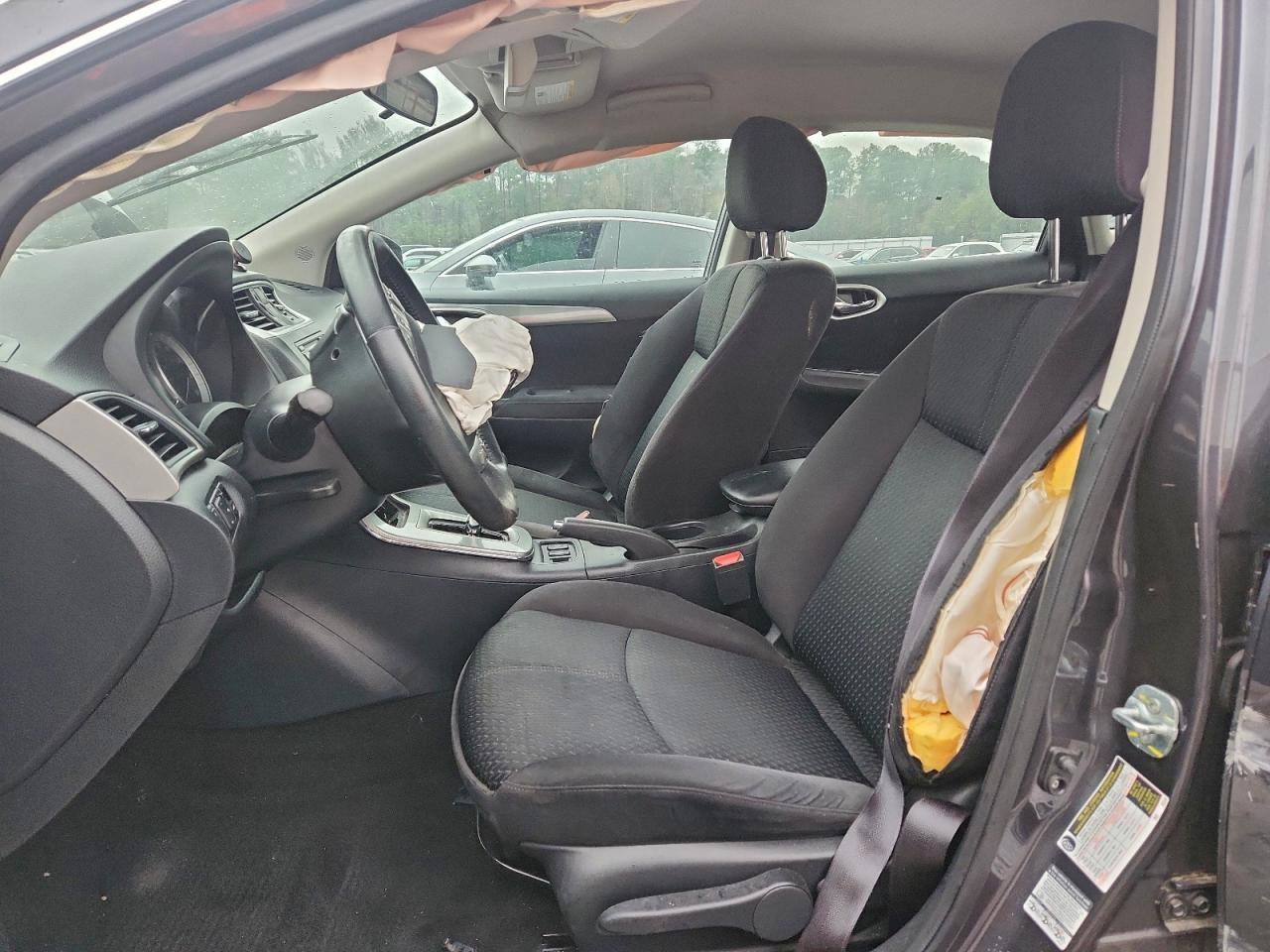 Nissan Sentra S Image 13