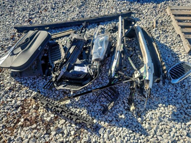 BMW 5 Series I Image 2